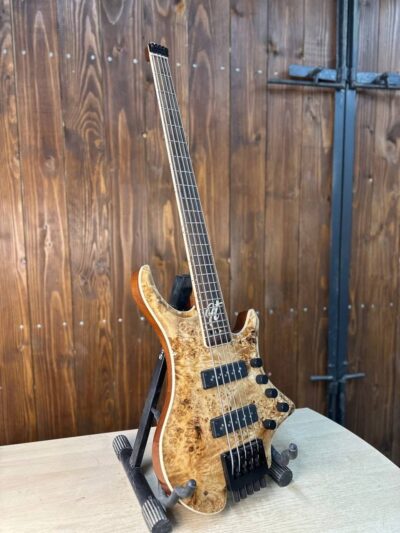 HEADLESS BASS